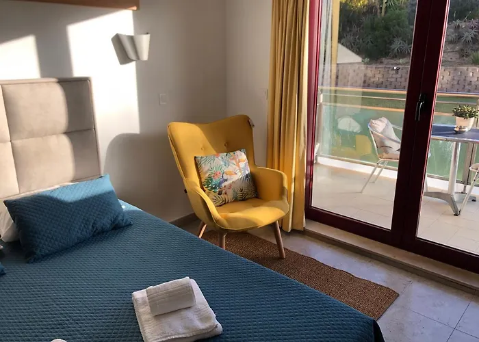 Surf And Sun Ericeira